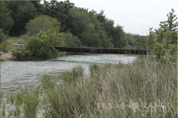 high fenced hunting ranch 3515 acres, Zavala county - image