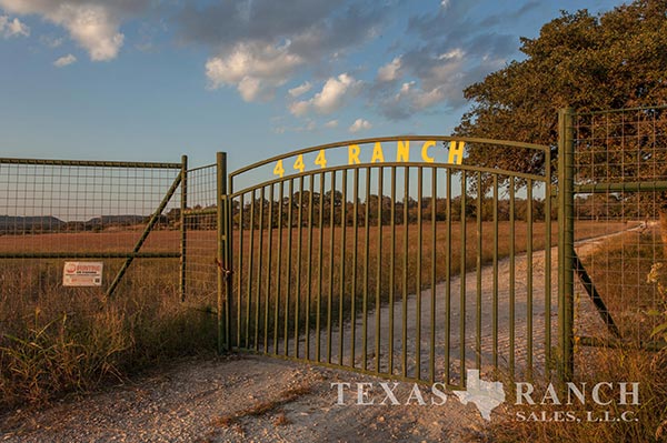 Bandera County 445 Acre Ranch Image Gallery.