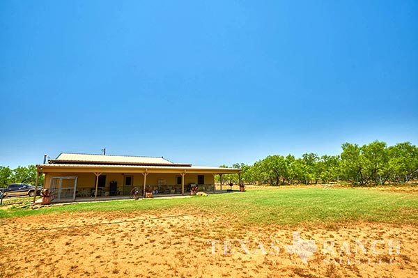 La Salle County 549 Acre Ranch Image Gallery.