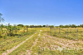 Ranch real estate image 924 acres Schleicher County